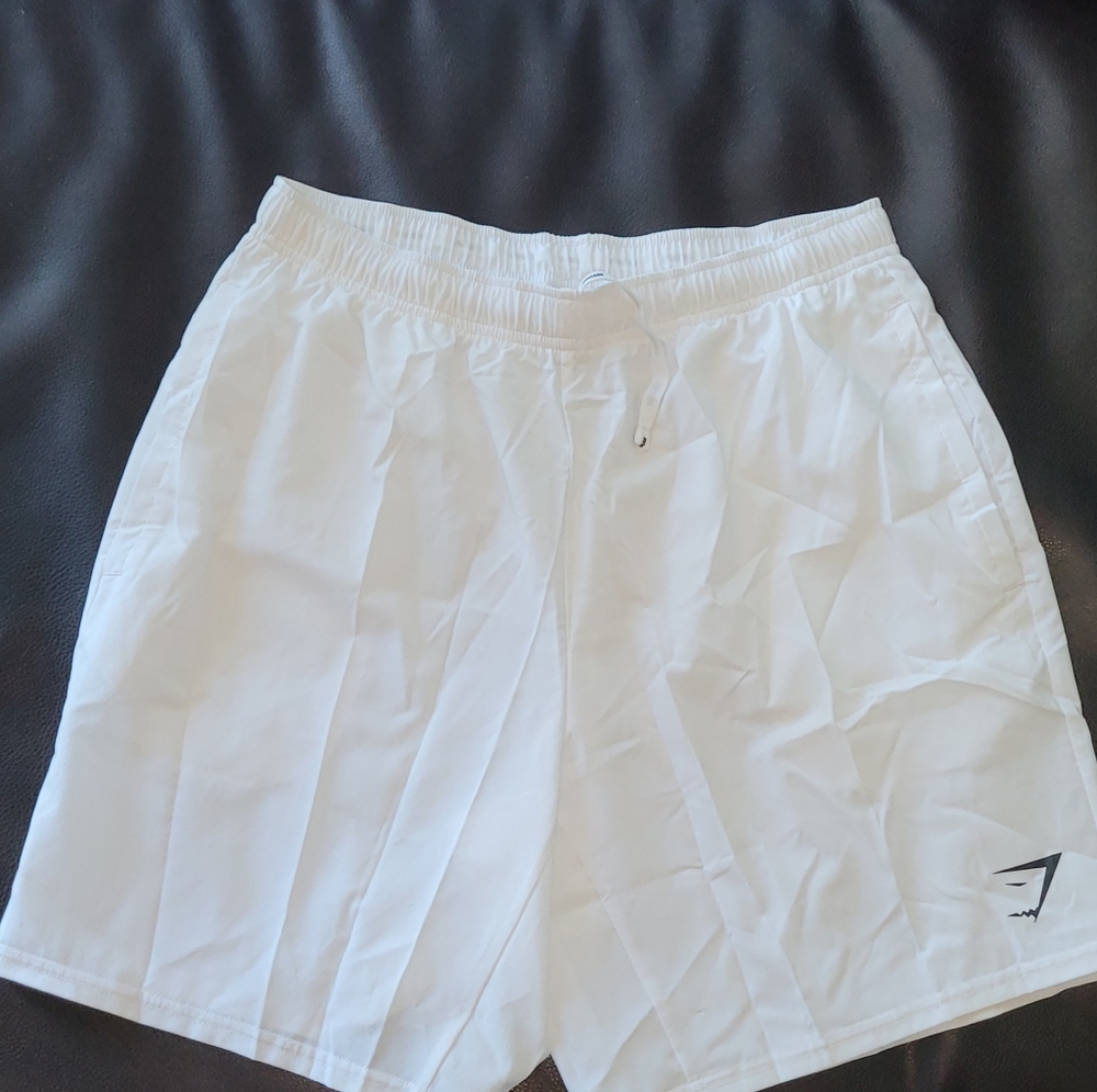 Gymshark white short